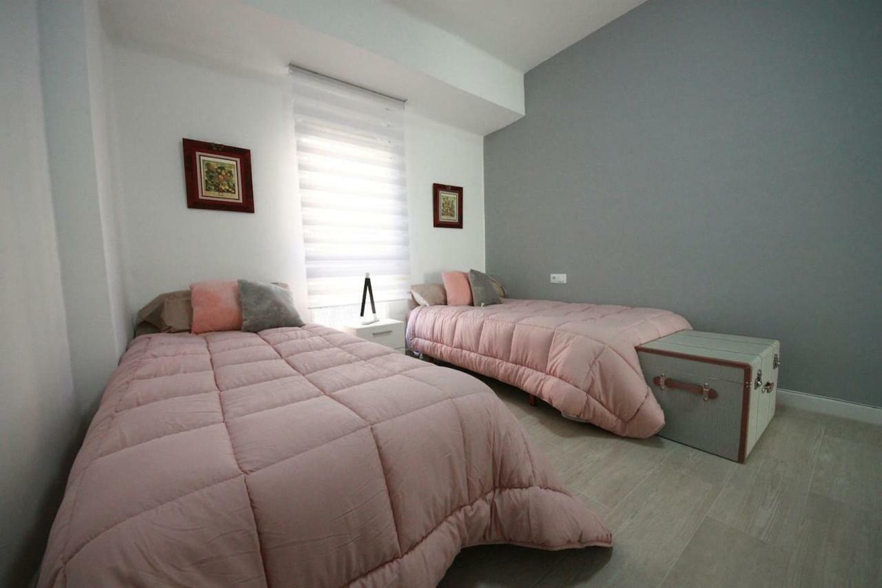 Ivam Esquife Apartment Valencia Ngoại thất bức ảnh